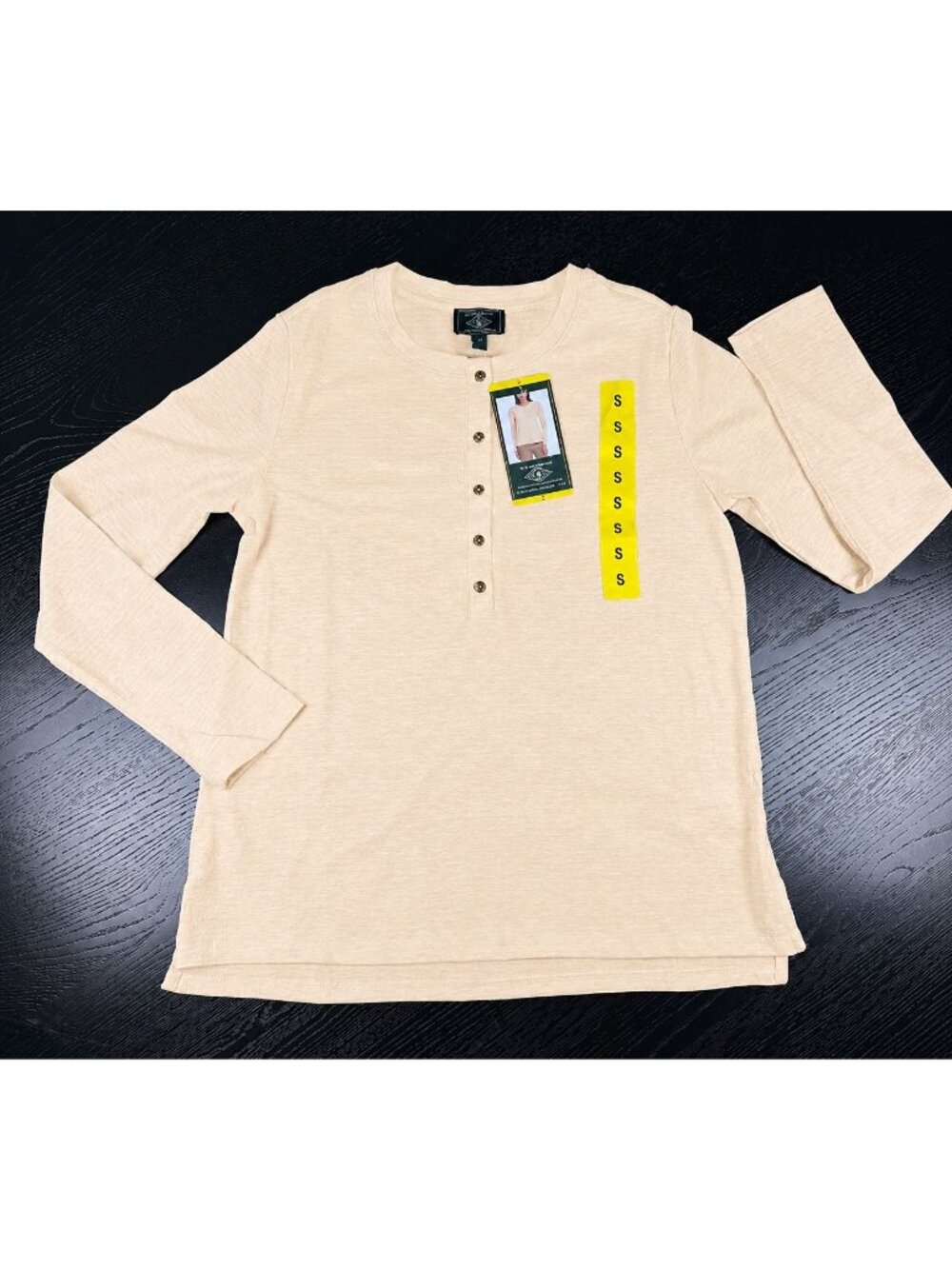 G.H. Bass & Co. Textured Henley Top In Tan - Women - Small Size - Long Sleeve Ca - Picture 2 of 4